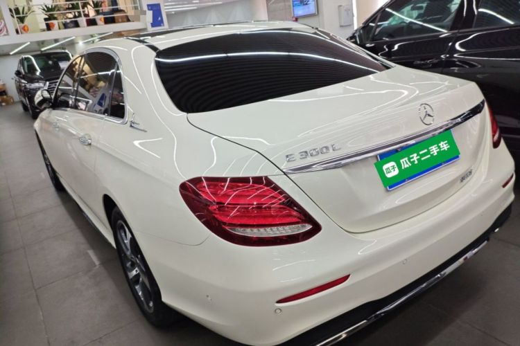 Used Mercedes-Benz E-Class 2018 E 300 L Sporty and Stylish Model Exterior 2