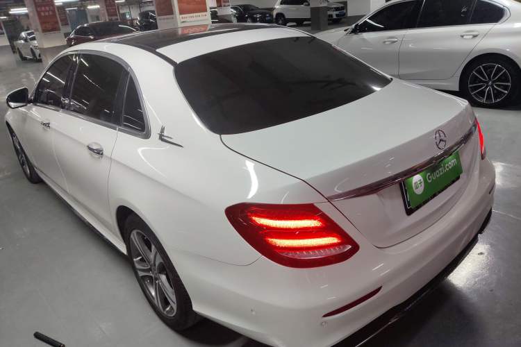 Used Mercedes-Benz E-Class 2018 Facelift E 200 L Sport Edition Exterior 3