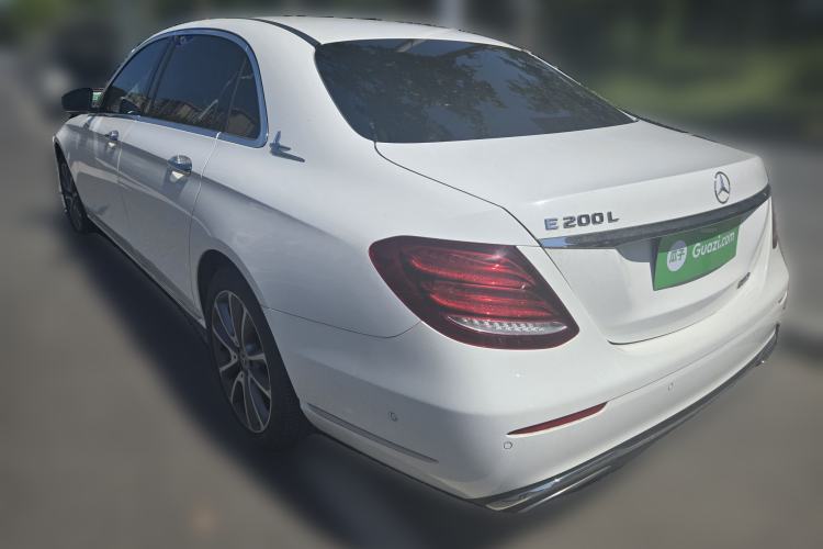 Used Mercedes-Benz E-Class 2018 Facelift E 200 L Exterior 3