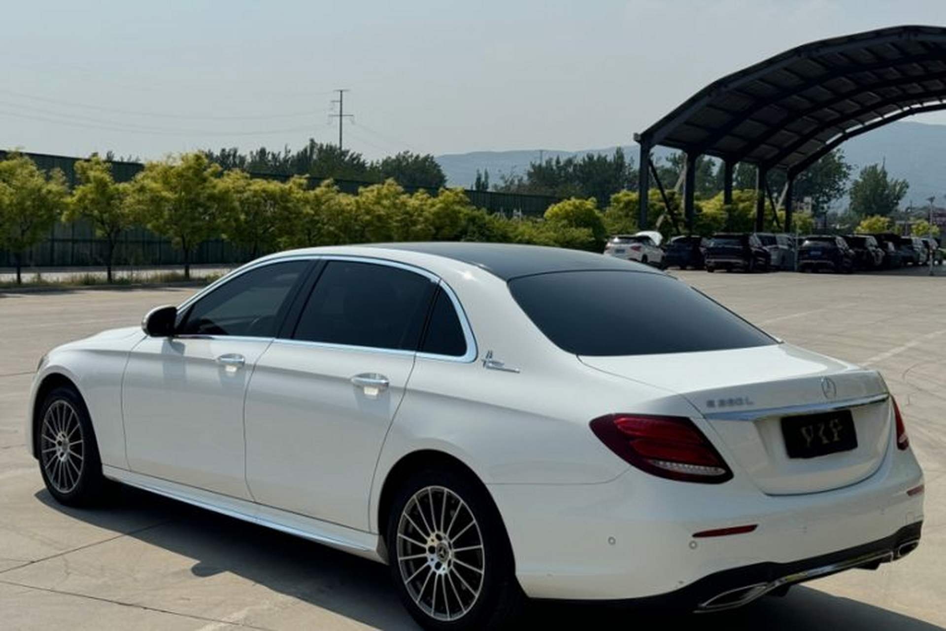 Used Mercedes-Benz E-Class 2018 Facelift E 200 L Sport Edition Exterior 3