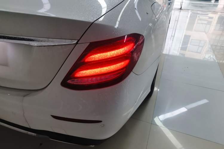 Used Mercedes-Benz E-Class 2018 E 200 L Sport Edition Exterior 3