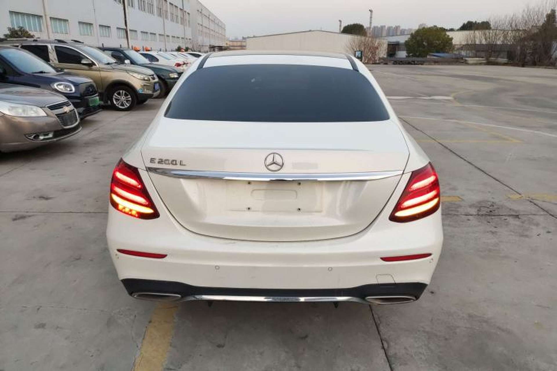 Used Mercedes-Benz E-Class 2018 Facelift E 200 L Sport Edition Exterior 4