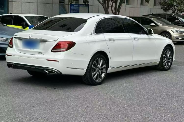 Used Mercedes-Benz E-Class 2018 E 200 L Exterior 4
