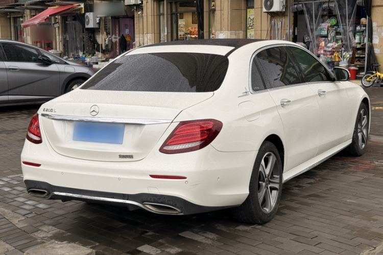 Used Mercedes-Benz E-Class 2018 Facelift E 200 L Sport Edition Exterior 4
