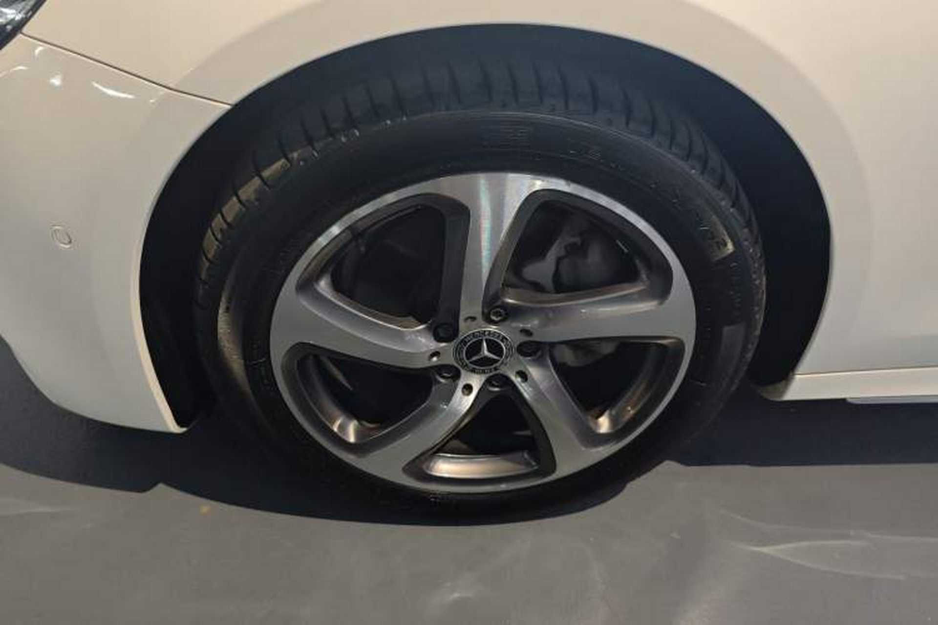 Used Mercedes-Benz E-Class 2018 Facelift E 200 L Sport 4MATIC Exterior 4