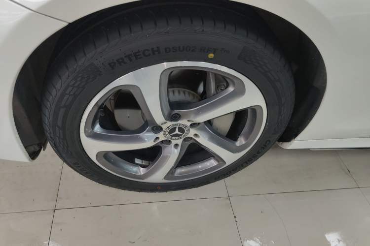 Used Mercedes-Benz E-Class 2018 Restyled E 300 L Sport Luxury Edition Exterior 4