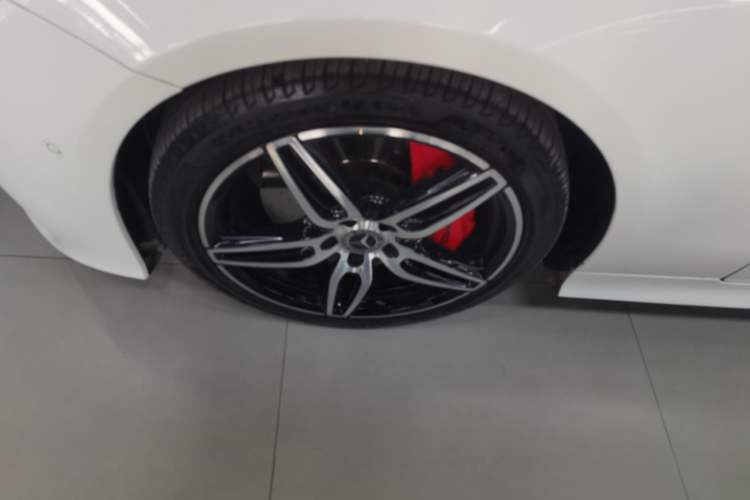 Used Mercedes-Benz E-Class 2018 E 300 Coupe Exterior 4