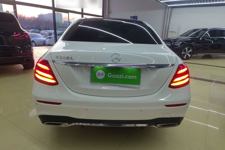 Used Mercedes-Benz E-Class 2018 Facelift E 200 L Sport Edition Exterior 4