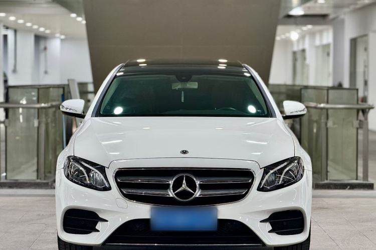 Used Mercedes-Benz E-Class 2018 Facelift E 200 L Sport Edition Exterior 5
