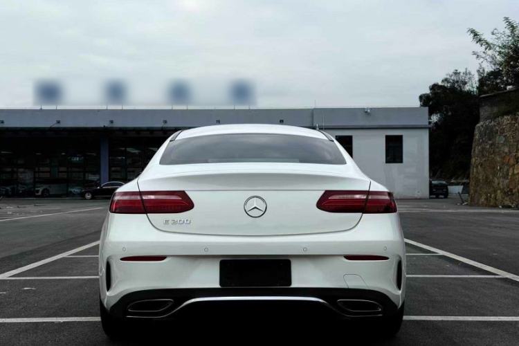 Used Mercedes-Benz E-Class 2018 E 200 Coupe Exterior 5