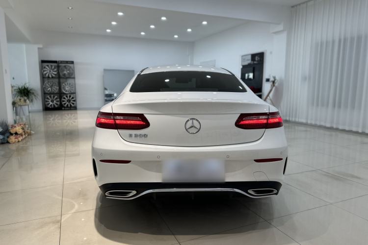 Used Mercedes-Benz E-Class 2018 E 300 Coupe Exterior 5