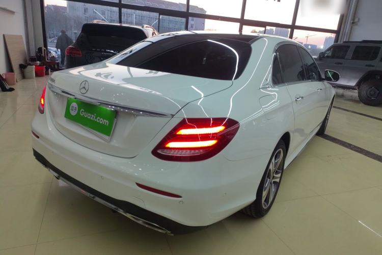 Used Mercedes-Benz E-Class 2018 Facelift E 200 L Sport Edition Exterior 5