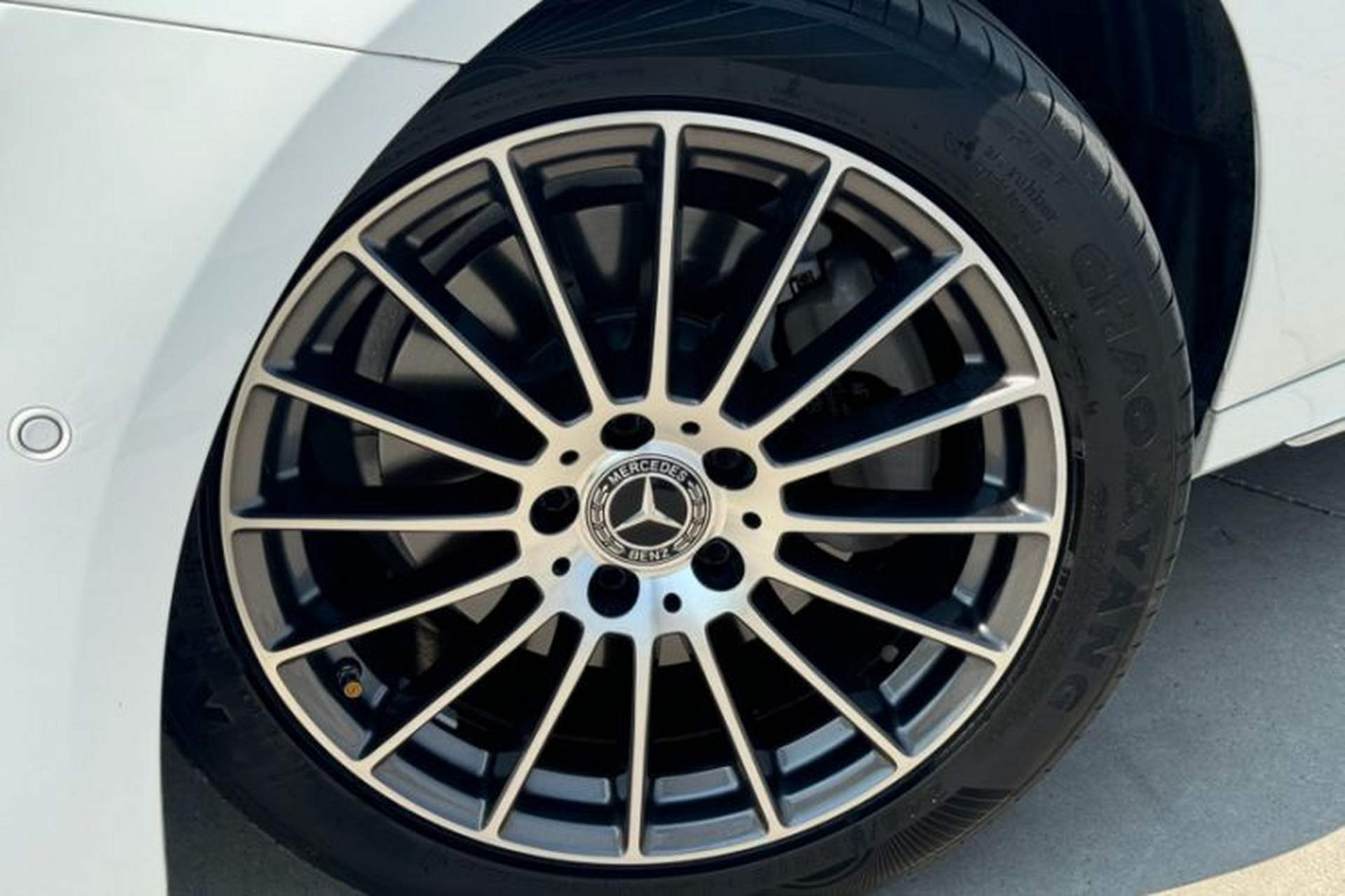 Used Mercedes-Benz E-Class 2018 Facelift E 200 L Sport Edition Exterior 6