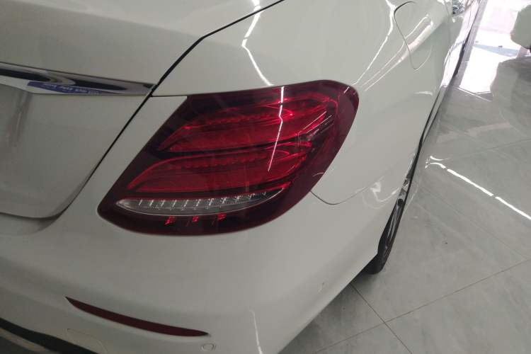 Used Mercedes-Benz E-Class 2018 E 200 L Sport Edition Exterior 6