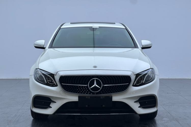 Used Mercedes-Benz E-Class 2018 Facelift E 200 L Sport Edition Exterior 6