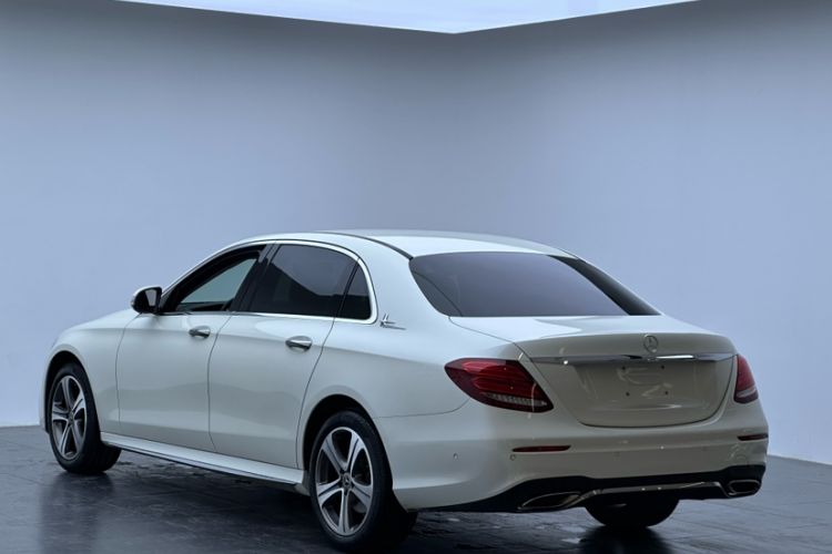 Used Mercedes-Benz E-Class 2018 Facelift E 200 L Sport Edition Exterior 7