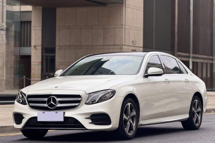 Used Mercedes-Benz E-Class 2018 E 300 L Sporty and Stylish Model Guazi used car, China used car export, Used car for sale, Used cars, Cheapest cars for sale