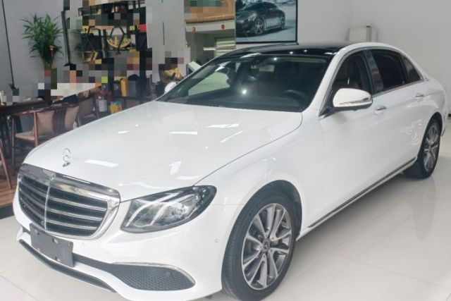Used Mercedes-Benz E-Class 2018 Facelift E 300 L Luxury Edition