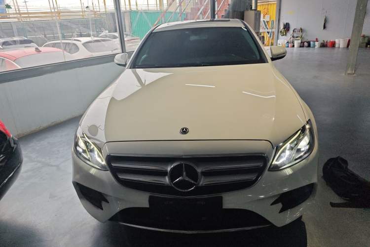 Used Mercedes-Benz E-Class 2018 Facelift E 200 L Sport 4MATIC Front