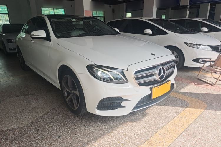 Used Mercedes-Benz E-Class 2018 E 300 L Sporty and Stylish Model Front Right 45 Deg