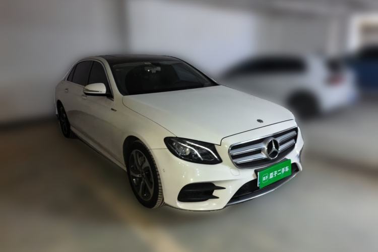 Used Mercedes-Benz E-Class 2018 E 200 L Sport 4MATIC Front Right 45 Deg