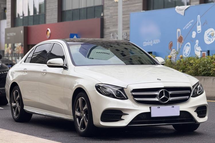 Used Mercedes-Benz E-Class 2018 E 300 L Sporty and Stylish Model Front Right 45 Deg