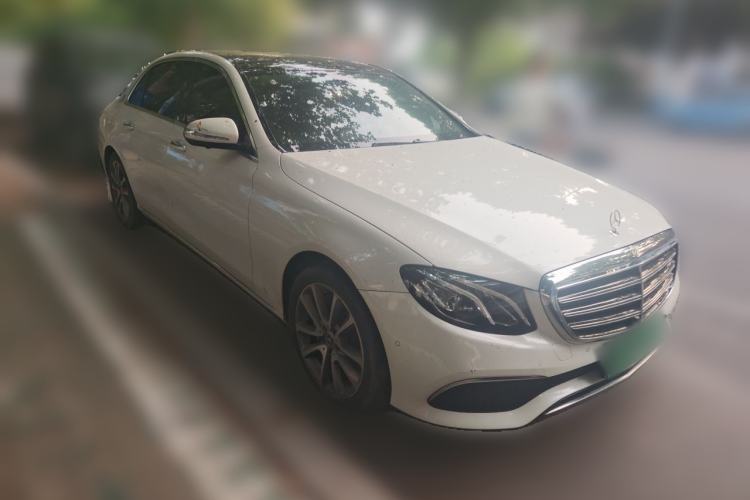 Used Mercedes-Benz E-Class 2018 E 300 L Luxury Model Front Right 45 Deg