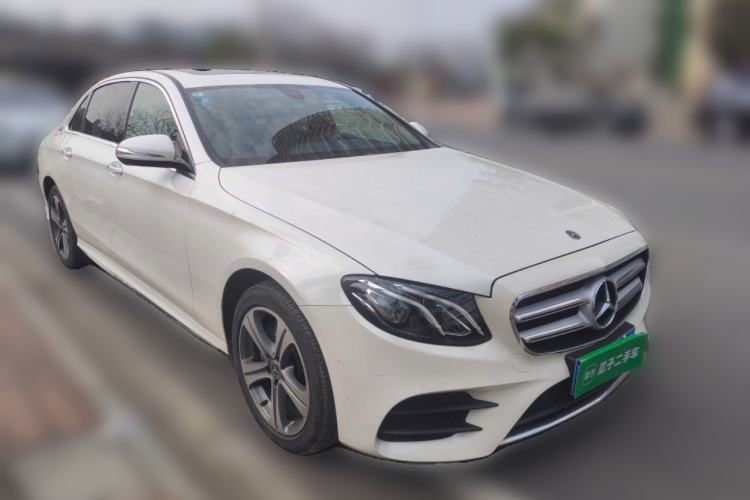 Used Mercedes-Benz E-Class 2018 E 200 L Sport Edition Front Right 45 Deg