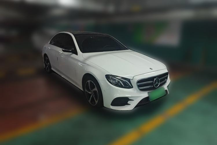 Used Mercedes-Benz E-Class 2018 E 200 Sport Edition Front Right 45 Deg
