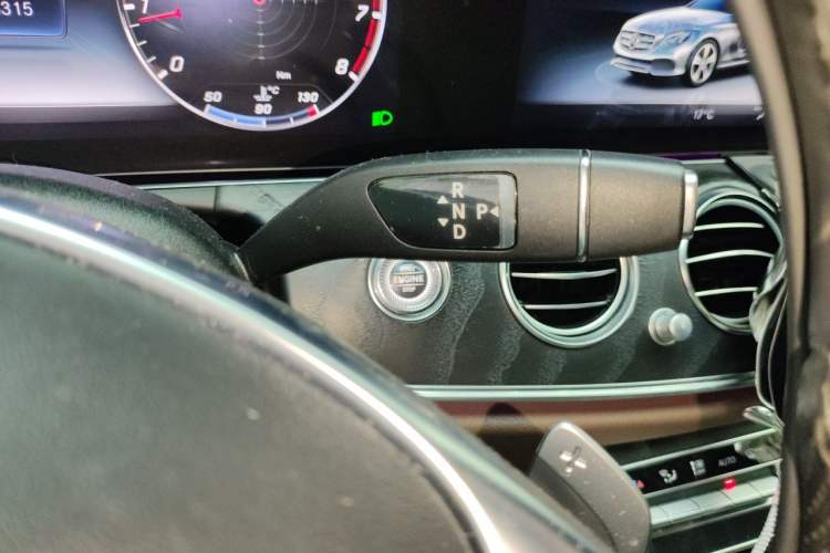 Used Mercedes-Benz E-Class 2018 E 200 L Sport Edition Gear Lever