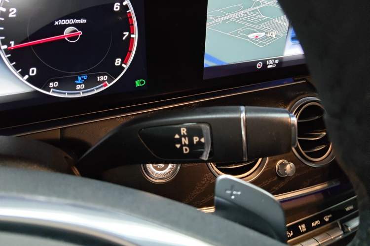 Used Mercedes-Benz E-Class 2018 E 200 L Sport Edition Gear Lever