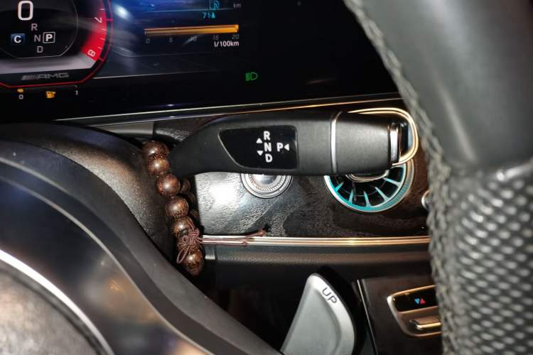 Used Mercedes-Benz E-Class 2018 Facelift E 200 L Sport Edition Gear Lever