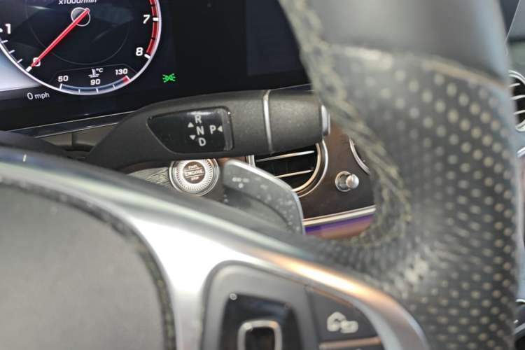 Used Mercedes-Benz E-Class 2018 Facelift E 200 L Sport Edition Gear Lever