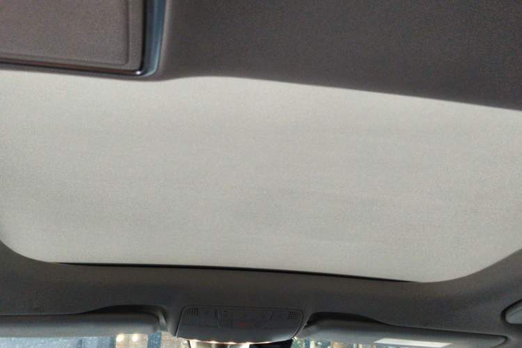 Used Mercedes-Benz E-Class 2018 E 300 L Sporty and Stylish Model Headliner