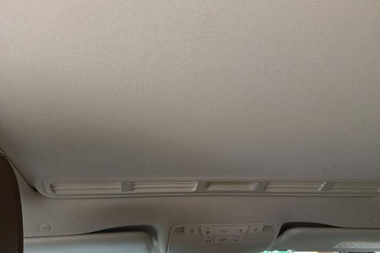Used Mercedes-Benz E-Class 2018 E 200 L Sport Edition Headliner