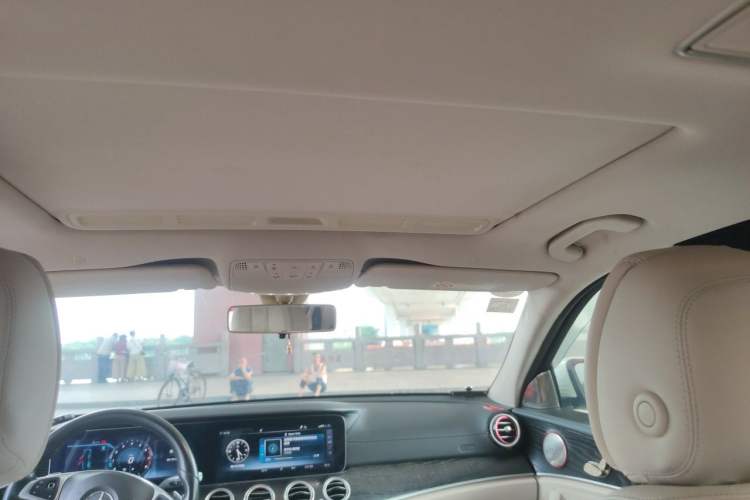 Used Mercedes-Benz E-Class 2018 Facelift E 200 L Sport Edition Headliner