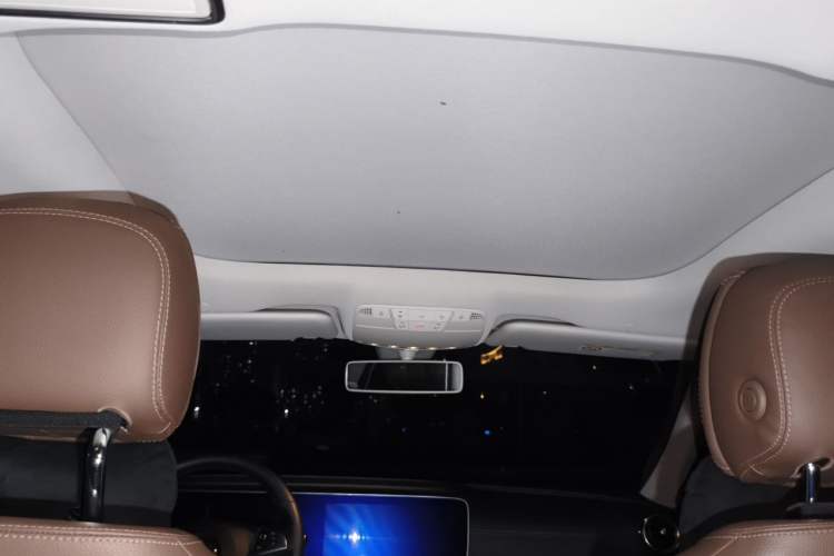 Used Mercedes-Benz E-Class 2018 Restyled E 300 L Sport Luxury Edition Headliner