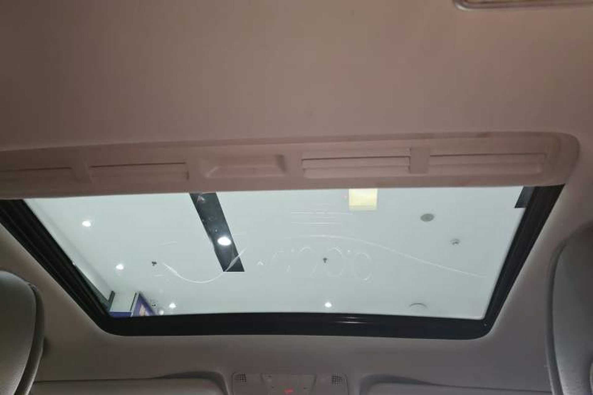 Used Mercedes-Benz E-Class 2018 Facelift E 200 L Sport Edition Headliner