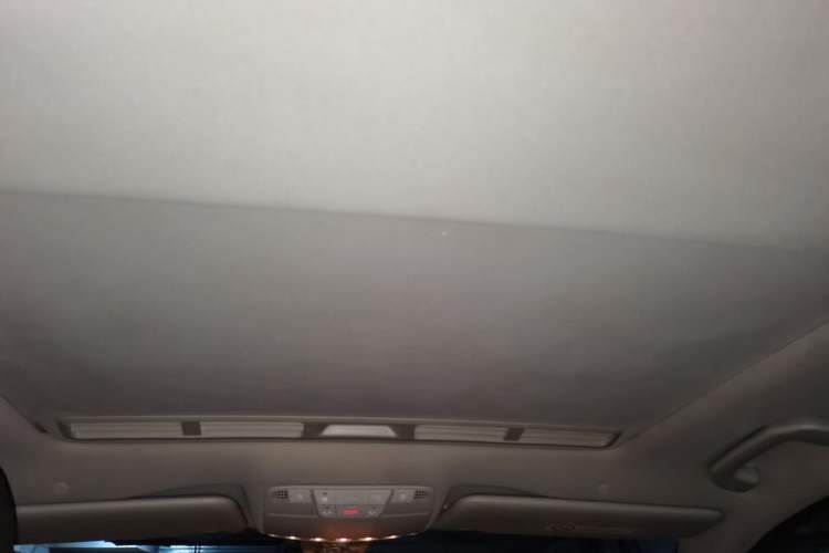 Used Mercedes-Benz E-Class 2018 Facelift E 200 L Sport Edition Headliner