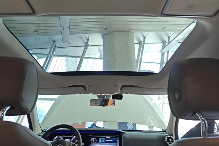 Used Mercedes-Benz E-Class 2018 Facelift E 200 L Sport Edition Headliner