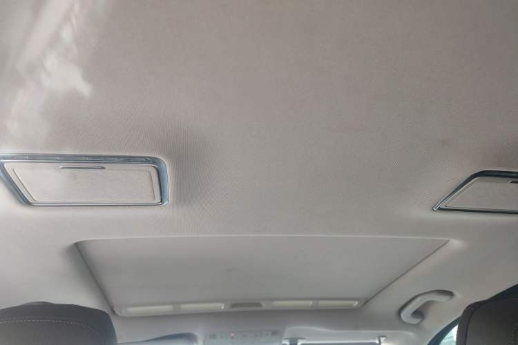 Used Mercedes-Benz E-Class 2018 E 200 L Sport Edition Headliner