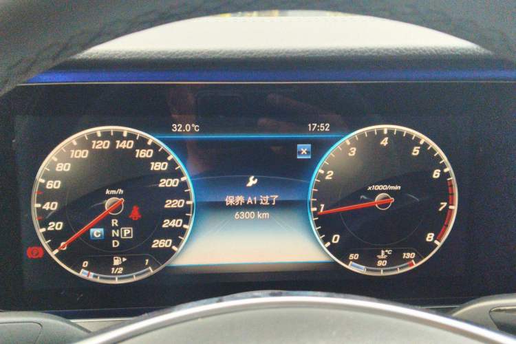 Used Mercedes-Benz E-Class 2018 E 300 L Sporty and Stylish Model Instrument Cluster