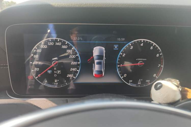 Used Mercedes-Benz E-Class 2018 Restyled E 300 L Sport Luxury Edition Instrument Cluster