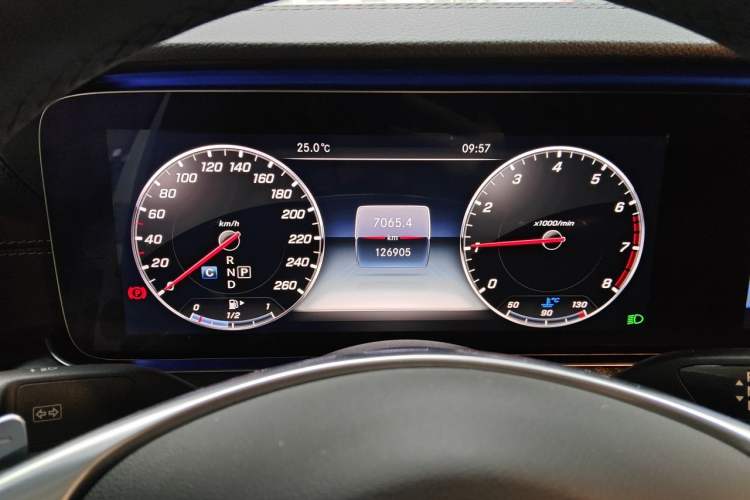 Used Mercedes-Benz E-Class 2018 E 200 L Sport Edition Instrument Cluster