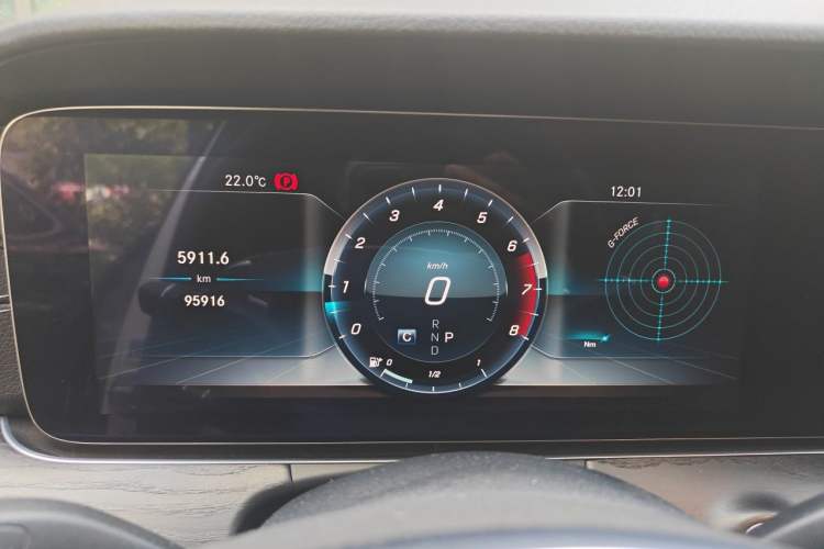 Used Mercedes-Benz E-Class 2018 Restyled E 300 L Sporty and Stylish Edition Instrument Cluster