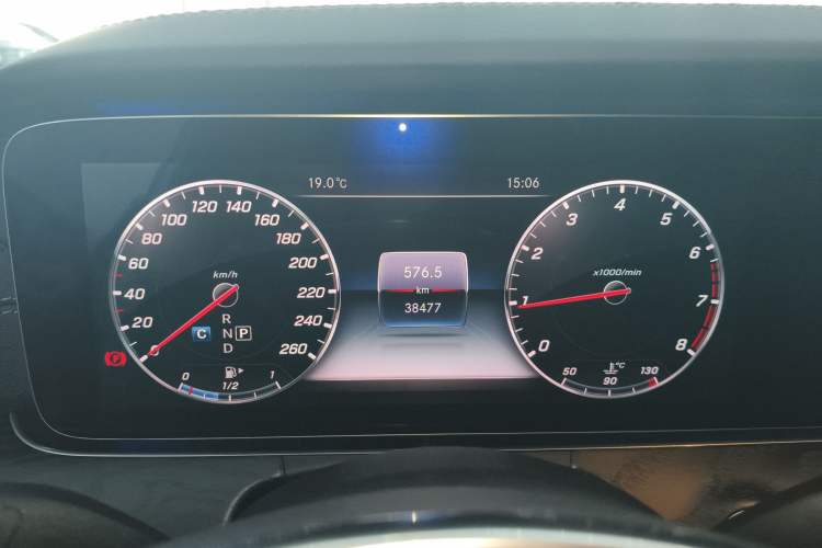 Used Mercedes-Benz E-Class 2018 E 200 L Sport Edition Instrument Cluster