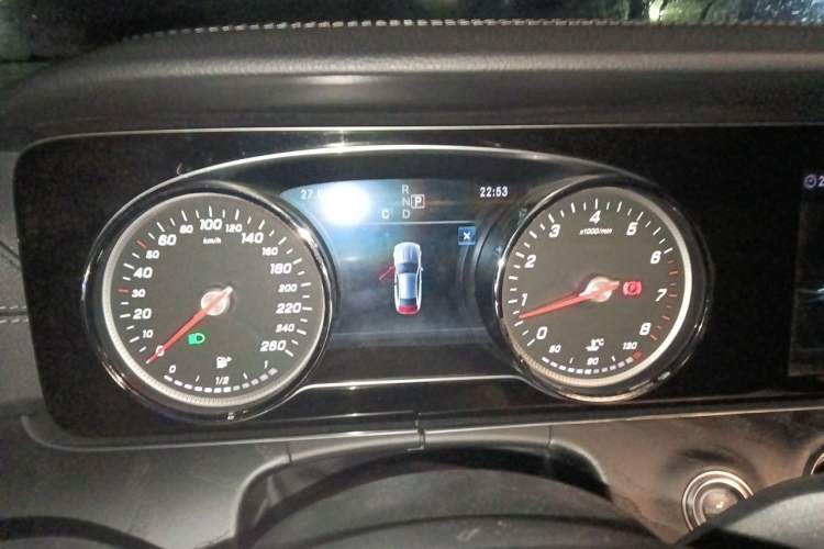 Used Mercedes-Benz E-Class 2018 E 200 Coupe Instrument Cluster