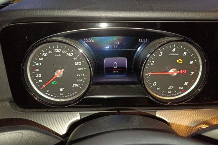 Used Mercedes-Benz E-Class 2018 E 300 Sport Edition Instrument Cluster
