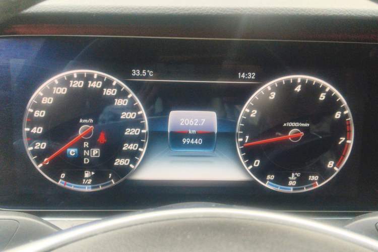 Used Mercedes-Benz E-Class 2018 E 300 L Sport Luxury Edition Instrument Cluster