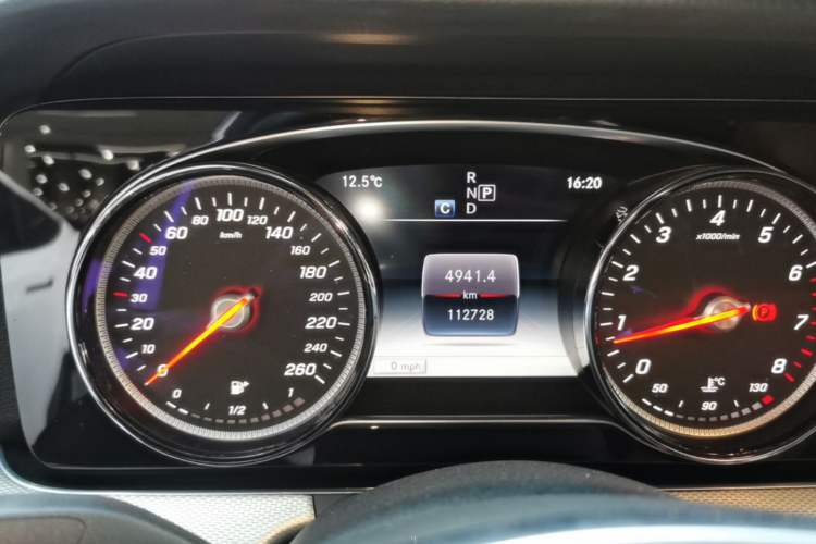 Used Mercedes-Benz E-Class 2018 E 200 Sport Edition Instrument Cluster